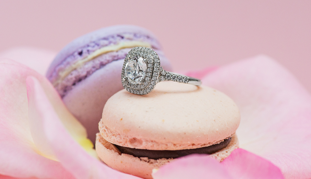 double-halo-engagement-rings-cover-diamond-split-shank-pavé-ring