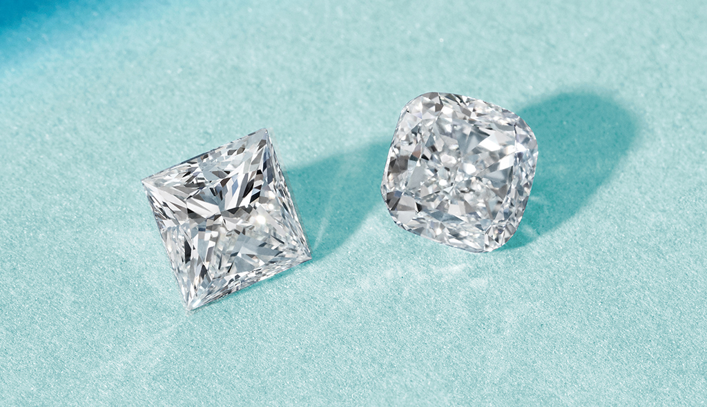 princess-cut-cushion-cut-diamond-engagement-rings-blog-cover