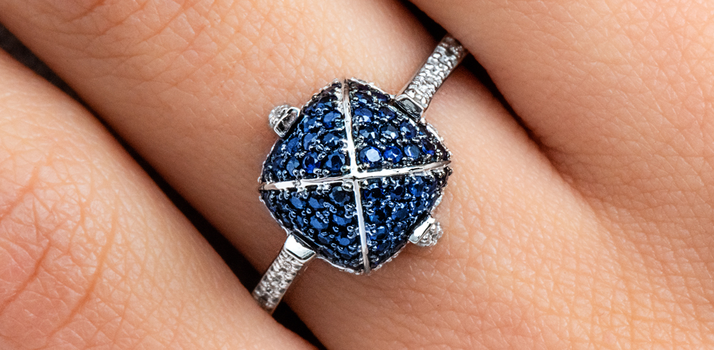 18K White Gold Sapphire Pave Sugarloaf Ring
