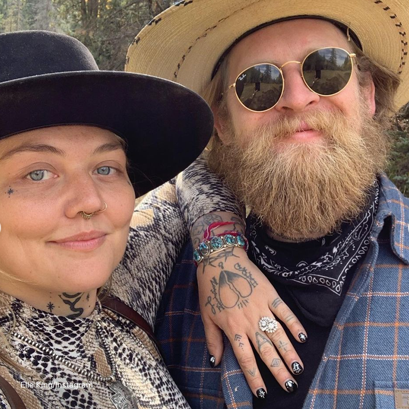 Elle King amd Dan Tooker and the new engagement ring