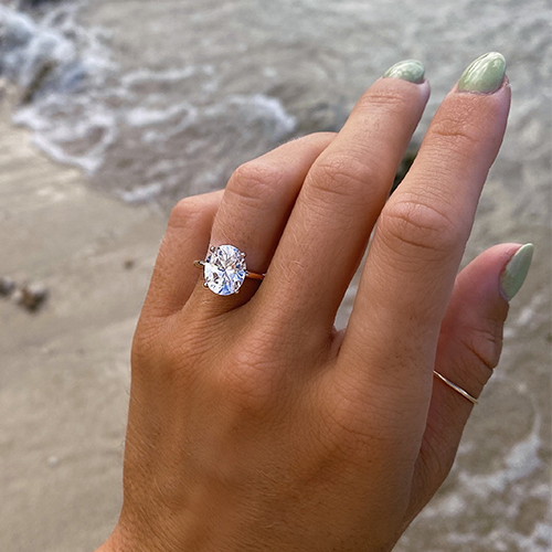 Gaan wazig Succes Hailey Bieber's Engagement Ring: The Ultimate Guide
