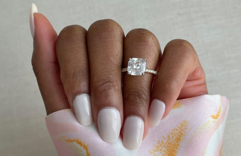 Buying-Your-Engagement-Ring-Online-cover