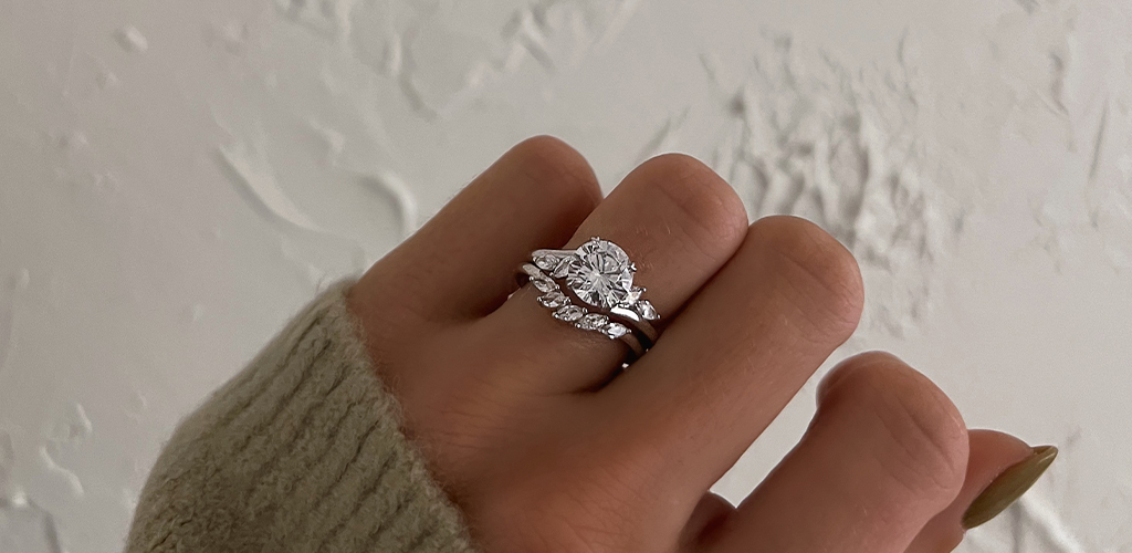 Cover_V3_Blog-2022s-Top-Engagement-Ring-Trends