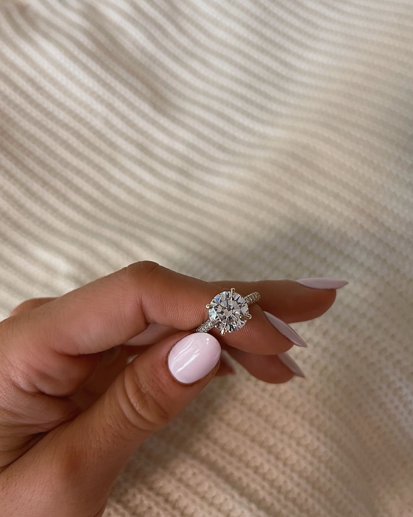 White Gold Vs. Platinum Which To Choose?