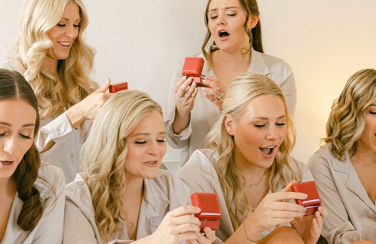 10 Stylish Jewelry Pieces To Gift Your Bridesmaids