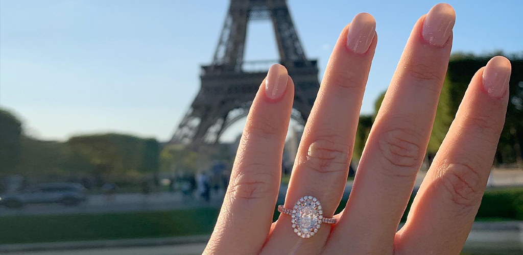 14K Rose Gold Pavé Halo Diamond Engagement Ring (Oval Center)