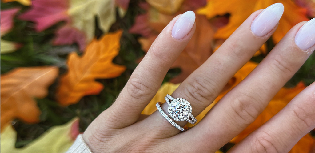 How To Wear A Wedding Ring Set: The Must-Read Guide