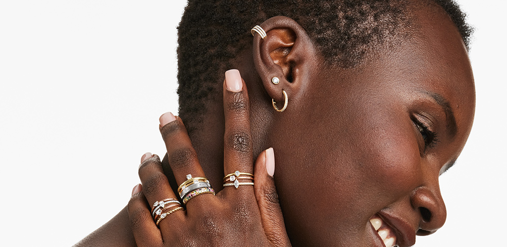 Mixed Metal Jewelry: Here's Why To Invest In Two-Tone Pieces