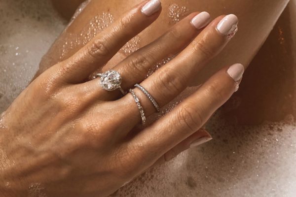 Solitaire-Engagement-Ring