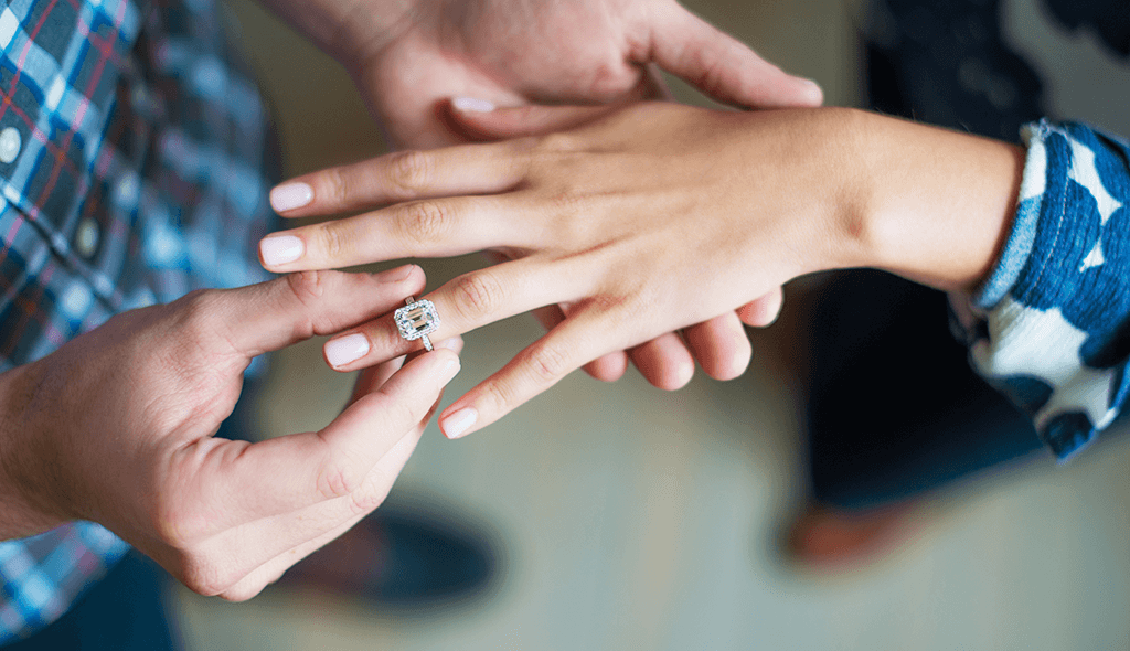 How to Choose an Engagement Ring She'll Love