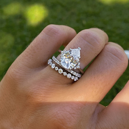 Bead_Accent_Pavé_Trio_Engagement_Ring