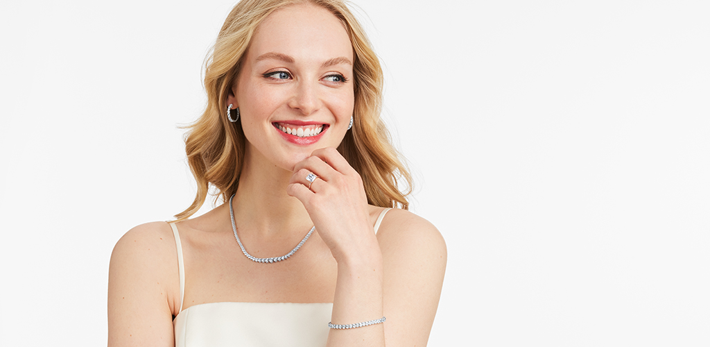 Diamond wedding jewelry