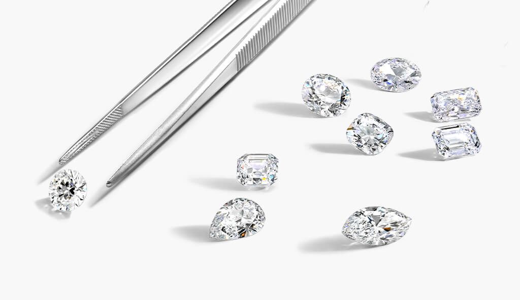 loose diamonds and diamond tweezer