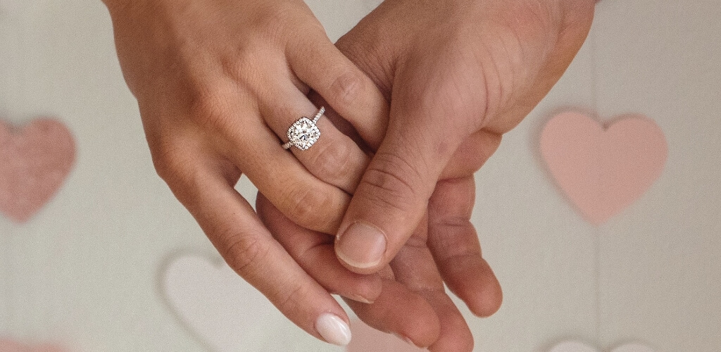 Princess cut engagement ring
