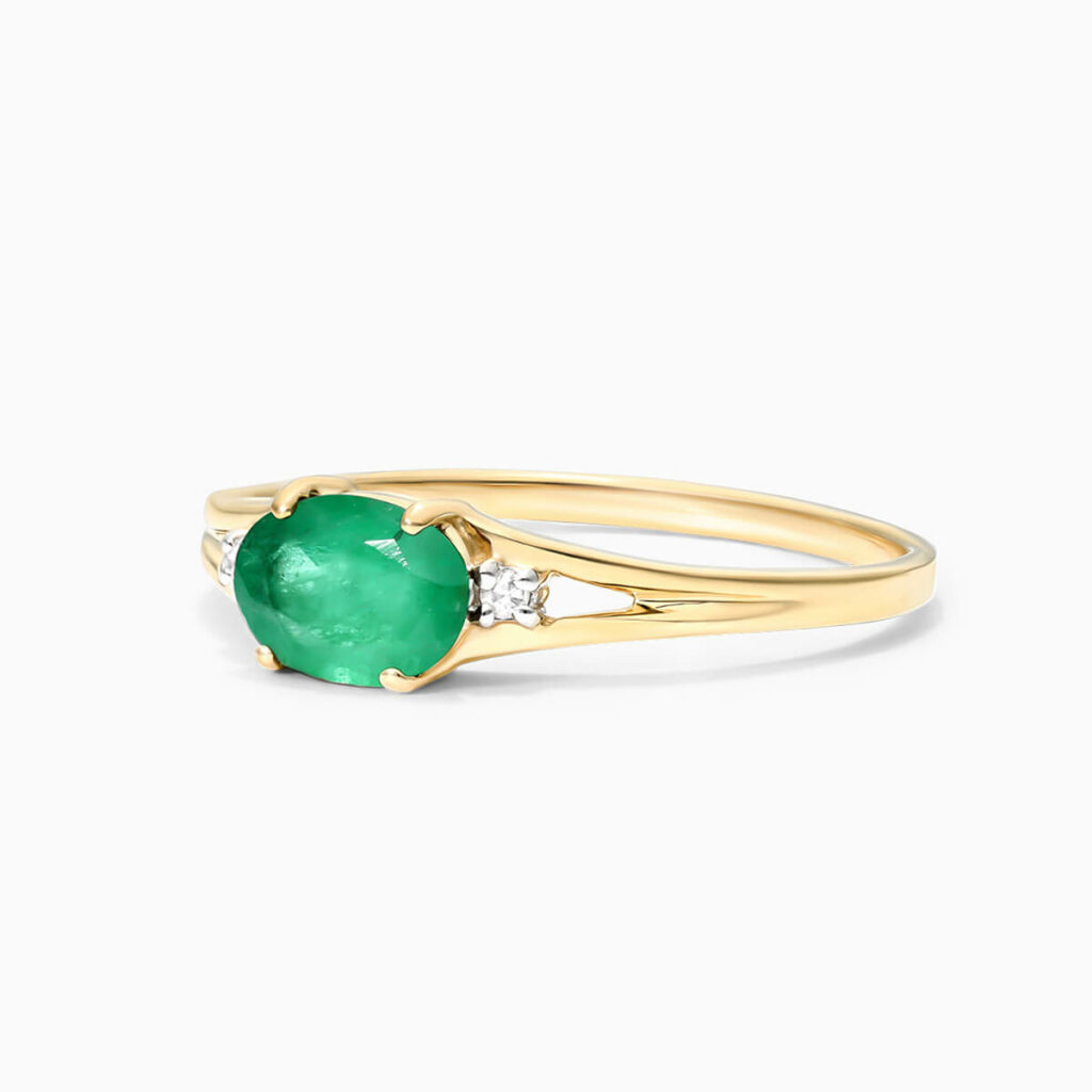 emerald-ring