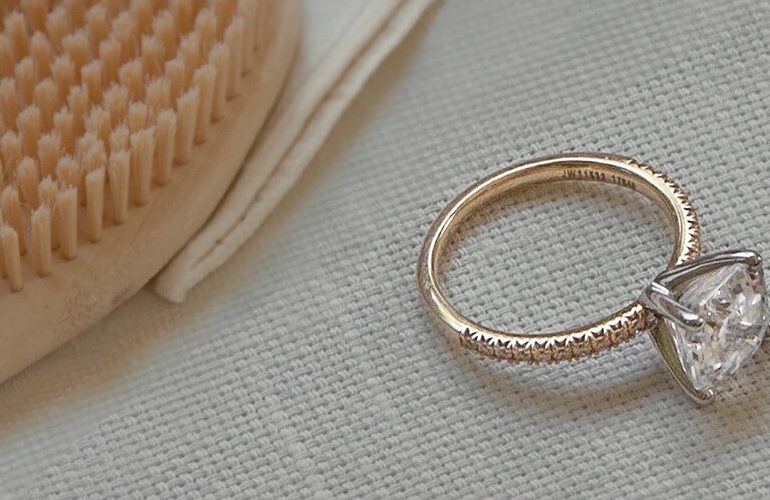 How To Clean Your Engagement Ring At Home