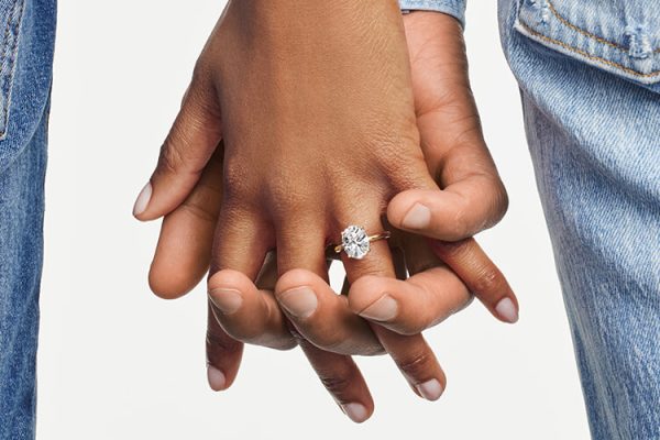 The-Ultimate-Engagement-Ring-Buying-Guide