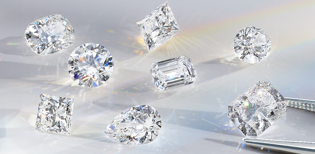 Different diamond cuts and shapes 