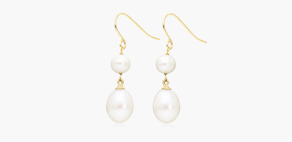 pearl earrings