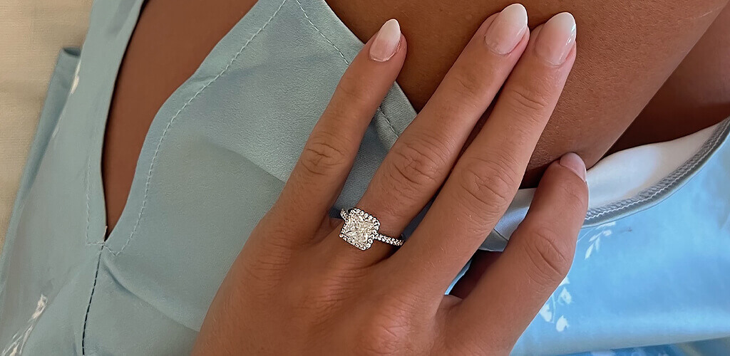 14K White Gold Pavé Halo Diamond Engagement Ring (Princess Center)