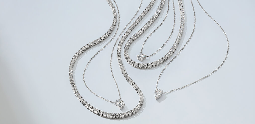 how to pick the perfect diamond necklace