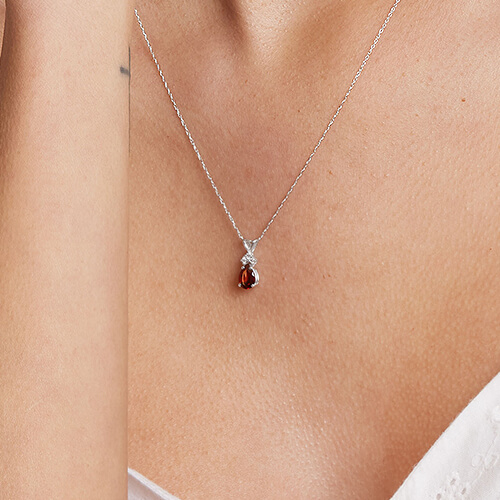 14K White Gold Pear Shaped Garnet & Tri-Diamond Pendant Necklace