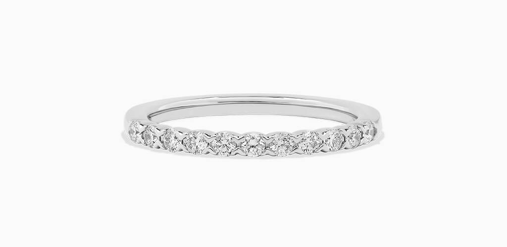 Fishtail Diamond Ring